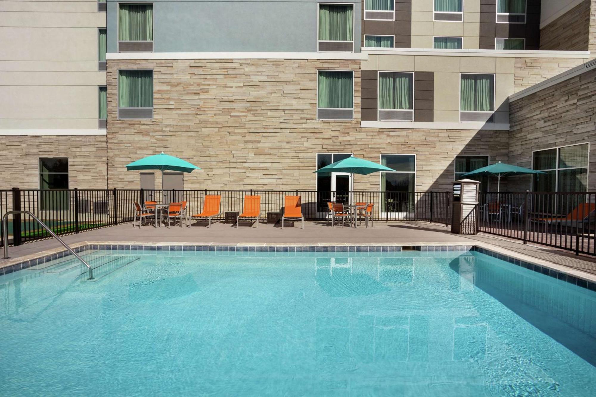 Homewood Suites By Hilton Florence Exterior photo